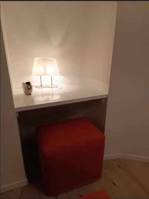 The Luxury White Suite Charleroi